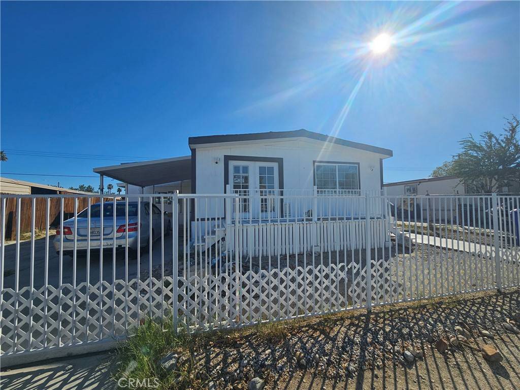 Thousand Palms, CA 92276,73621 Stanton DR