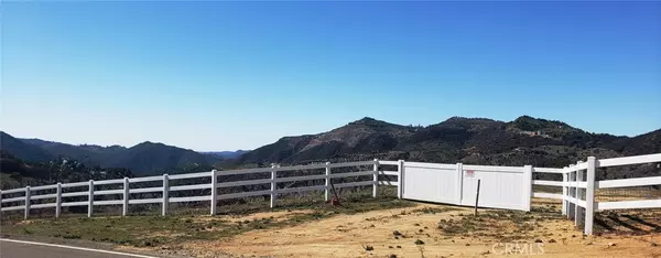 44 El Calamar RD, Temecula, CA 92590
