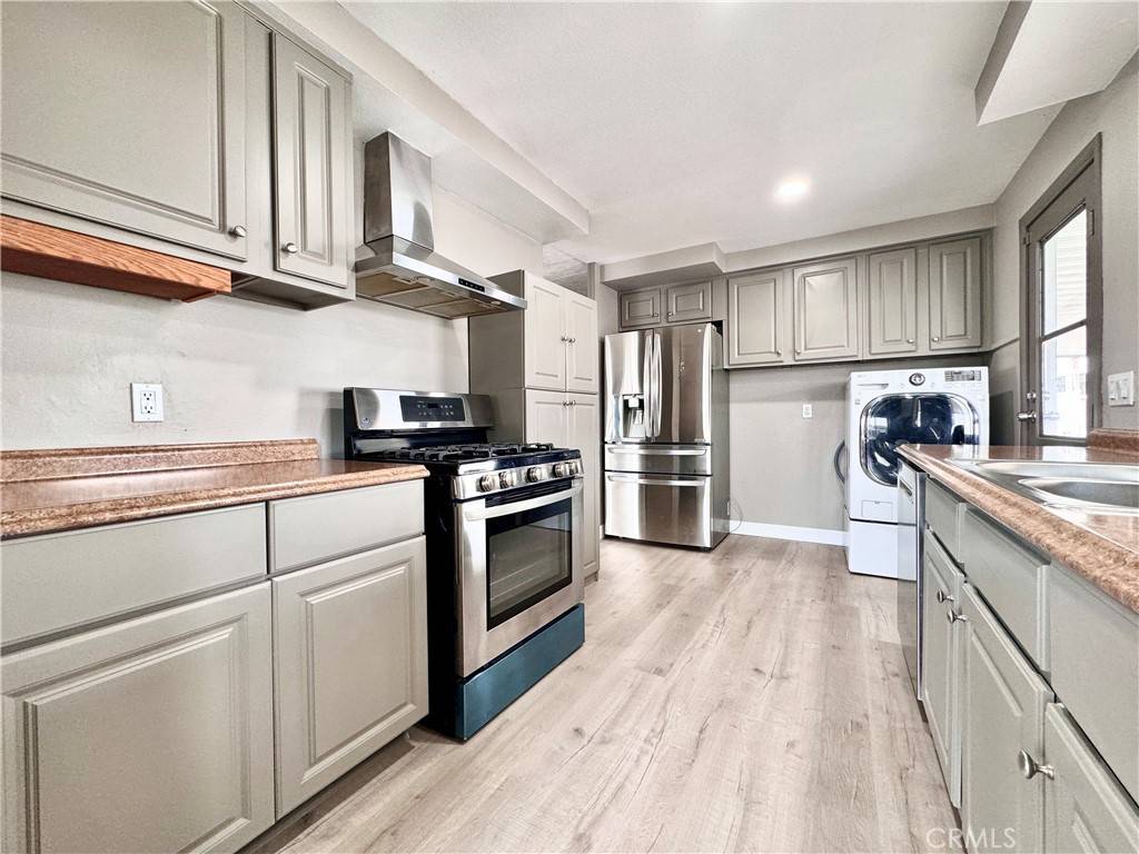 260 N Lyon AVE #125, Hemet, CA 92543