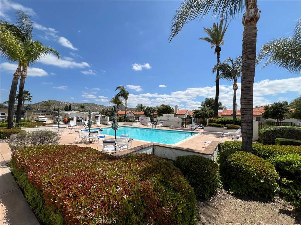 Hemet, CA 92543,1458 MARTINIQUE DR