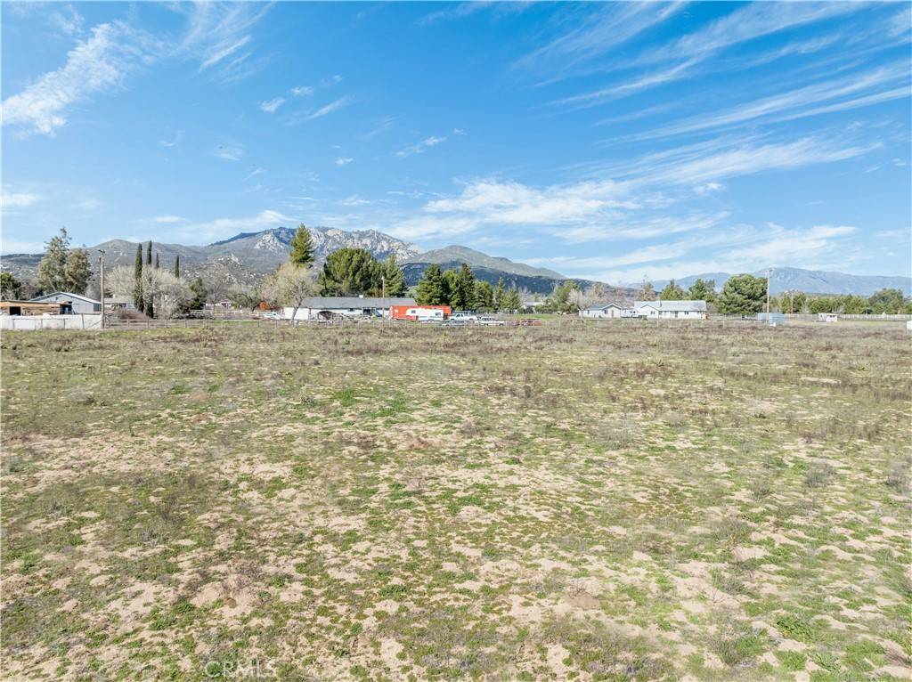 173 Chickasaw CT, Aguanga, CA 92536
