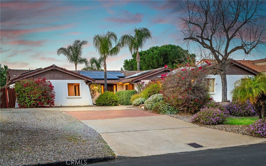 Ramona, CA 92065,15144 Moonglow DR