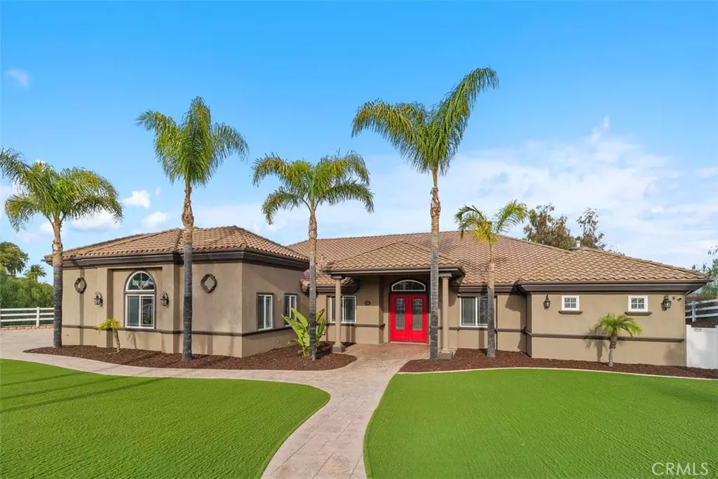 Temecula, CA 92591,39526 Calle Cabernet