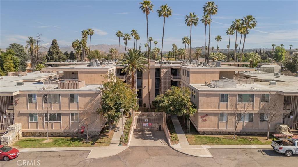 6979 Palm CT #329J, Riverside, CA 92506
