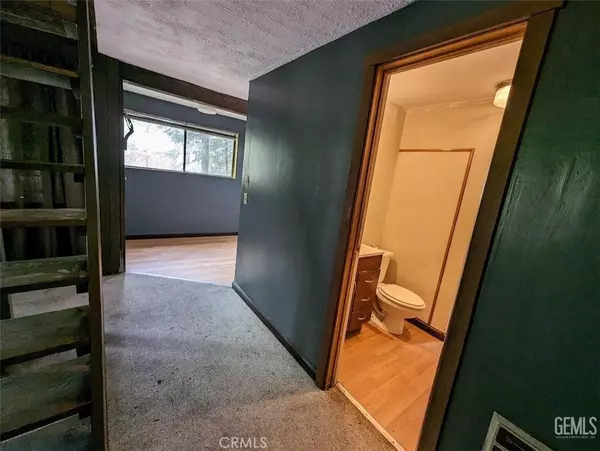 Wofford Heights, CA 93285,10521 Pine DR