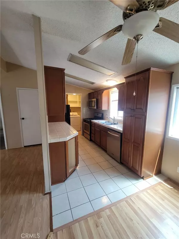 Corona, CA 92883,21650 Temescal Canyon RD #59