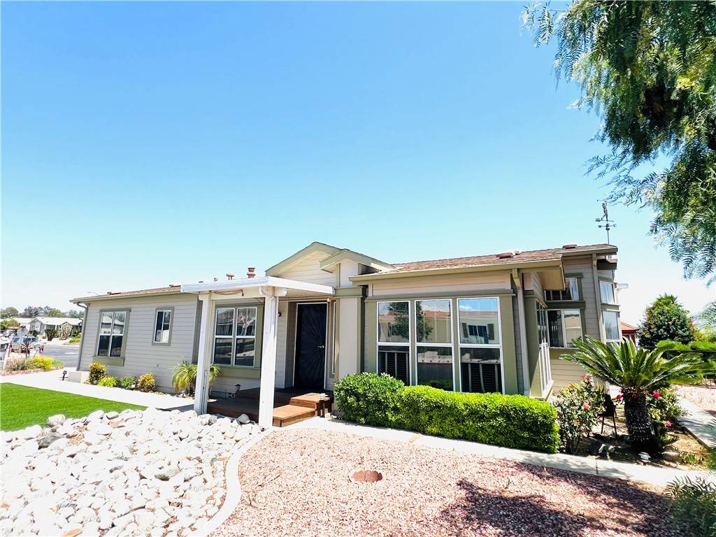 Murrieta, CA 92563,38445 Via Taffia