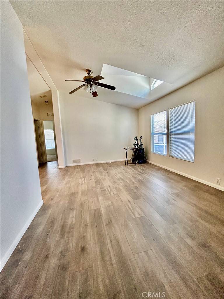 Hemet, CA 92543,1536 S State st #134