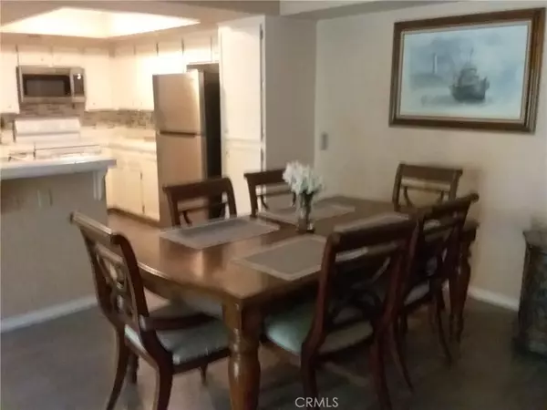 San Diego, CA 92115,5885 El Cajon BLVD #109