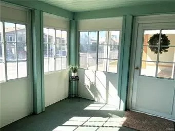 Hemet, CA 92545,1250 N Kirby ST #79