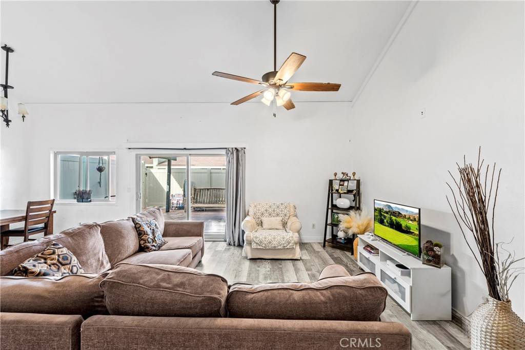 Oceanside, CA 92058,323 Fireside ST #1