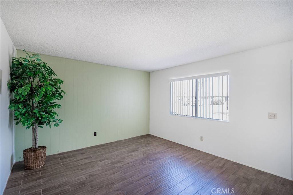 Hemet, CA 92545,2147 W Oakland AVE