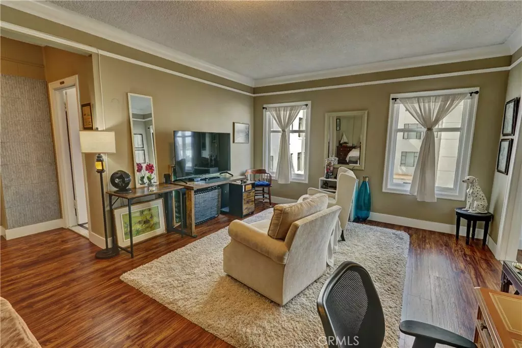 Long Beach, CA 90802,140 Linden AVE #455