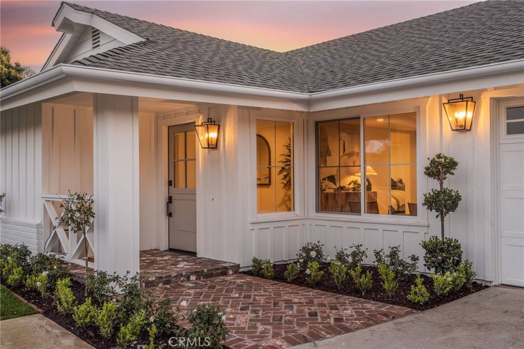 1510 Sandalwood LN, Carlsbad, CA 92008