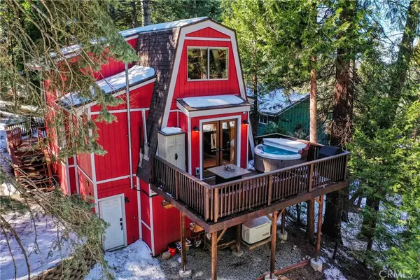 Lake Arrowhead, CA 92352,664 Circle DR