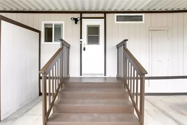 Hemet, CA 92543,1536 S State ST #185