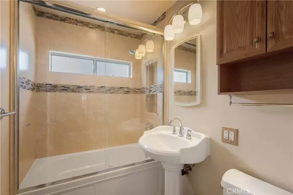Stanton, CA 90680,11571 Ale LN