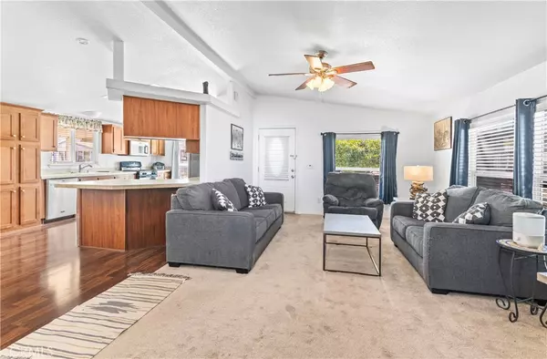 Hemet, CA 92544,44725 E. Florida Ave #212
