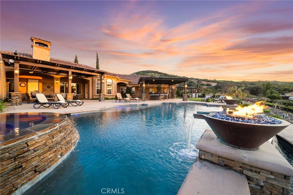 Murrieta, CA 92562,21051 Via Sevilla