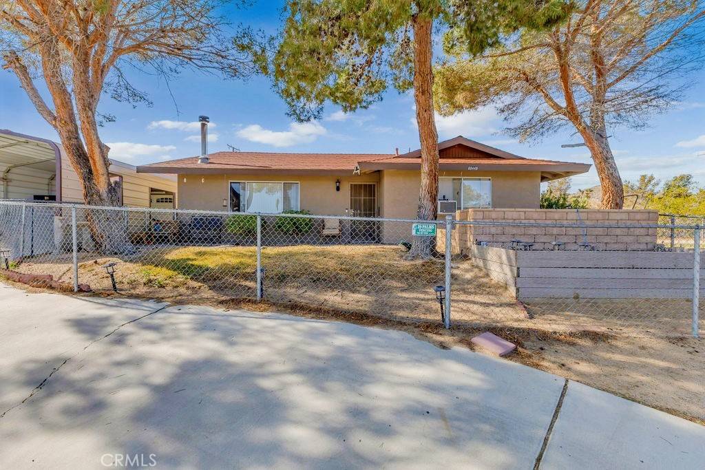 Joshua Tree, CA 92252,60449 Natoma TRL