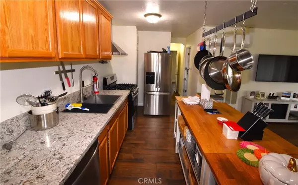 Lake Elsinore, CA 92530,608 Pottery ST W