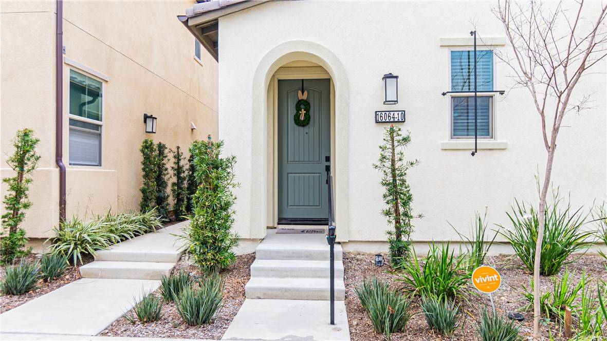 Fontana, CA 92336,16064 Jamie Ln #10