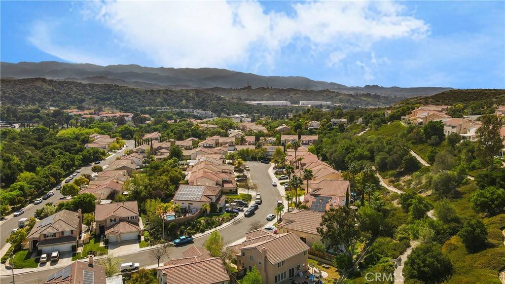 Newhall, CA 91321,21003 Oakriver LN