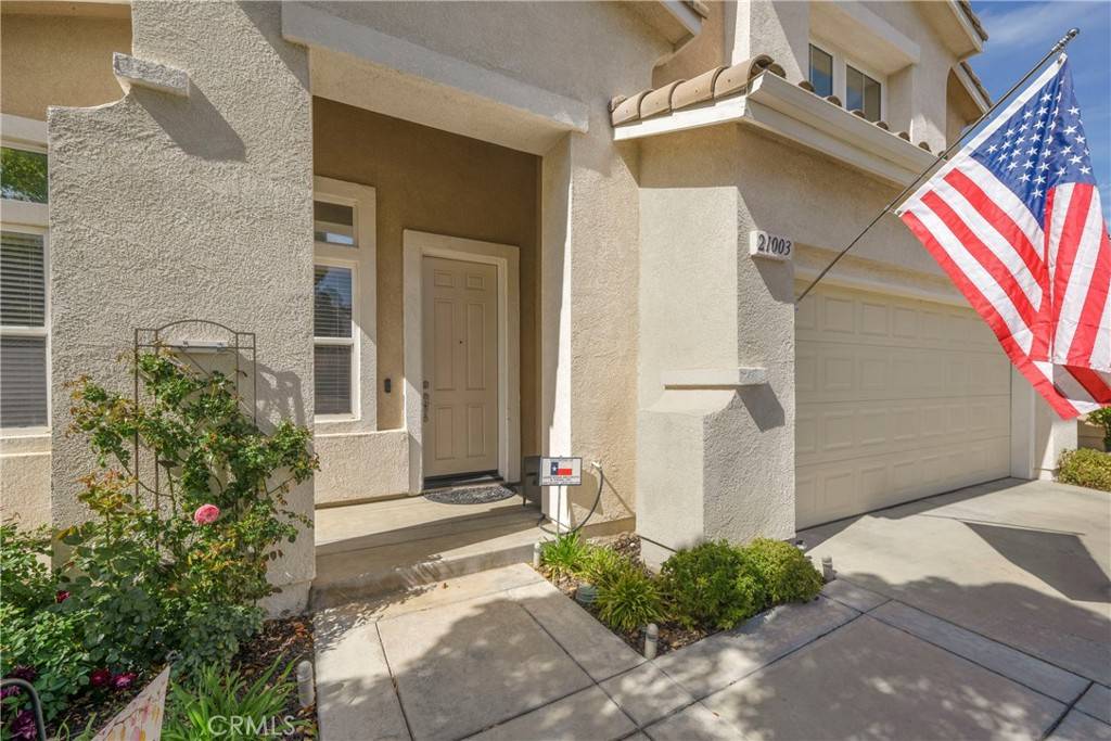 Newhall, CA 91321,21003 Oakriver LN