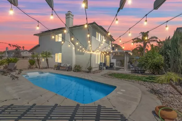 32133 Kale LN, Winchester, CA 92596