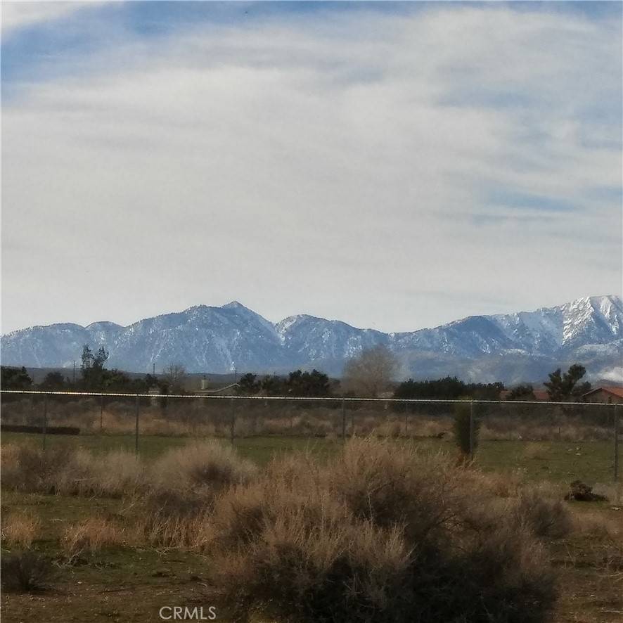 Oak Hills, CA 92344,10611 Yucca Terrace DR