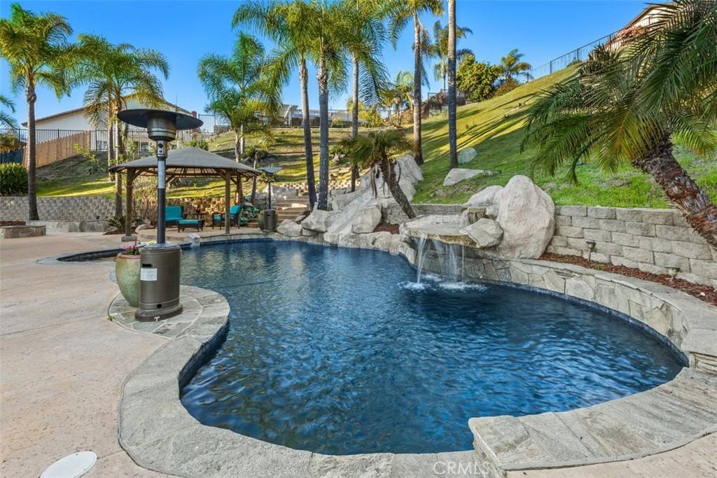 8972 La Cintura CT, San Diego, CA 92129