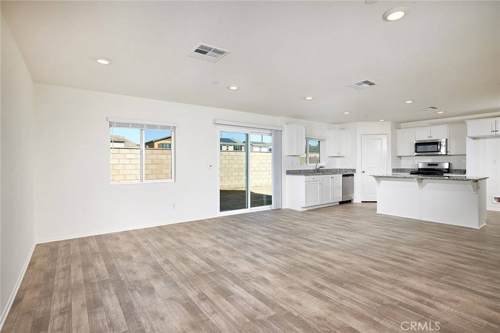 Winchester, CA 92596,30624 Genesis DR