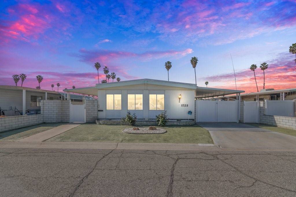 1725 San Juan DR, Hemet, CA 92545