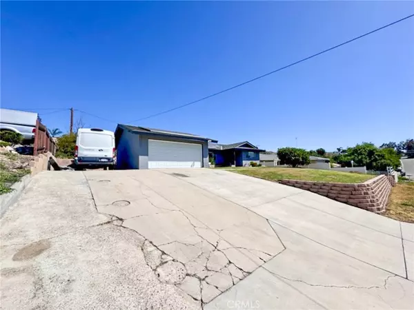 Corona, CA 92881,8060 Santa Rita ST