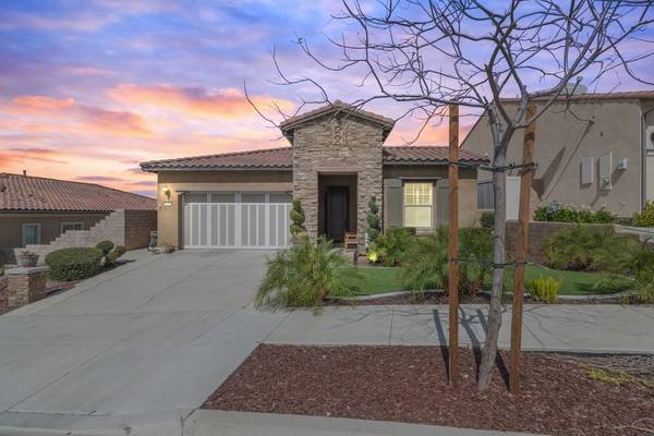 Corona, CA 92883,11152 Fourleaf CT