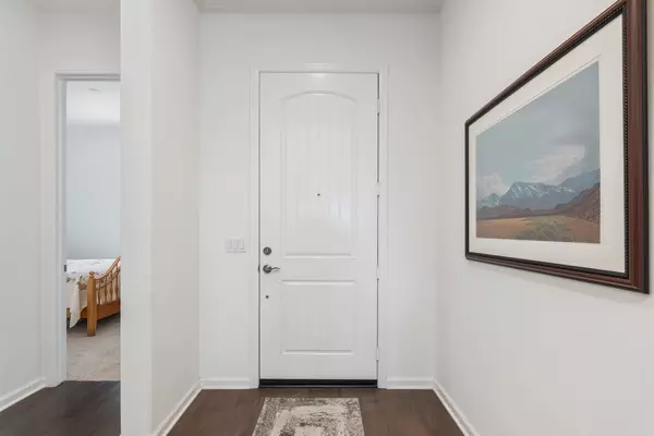 Corona, CA 92883,11152 Fourleaf CT