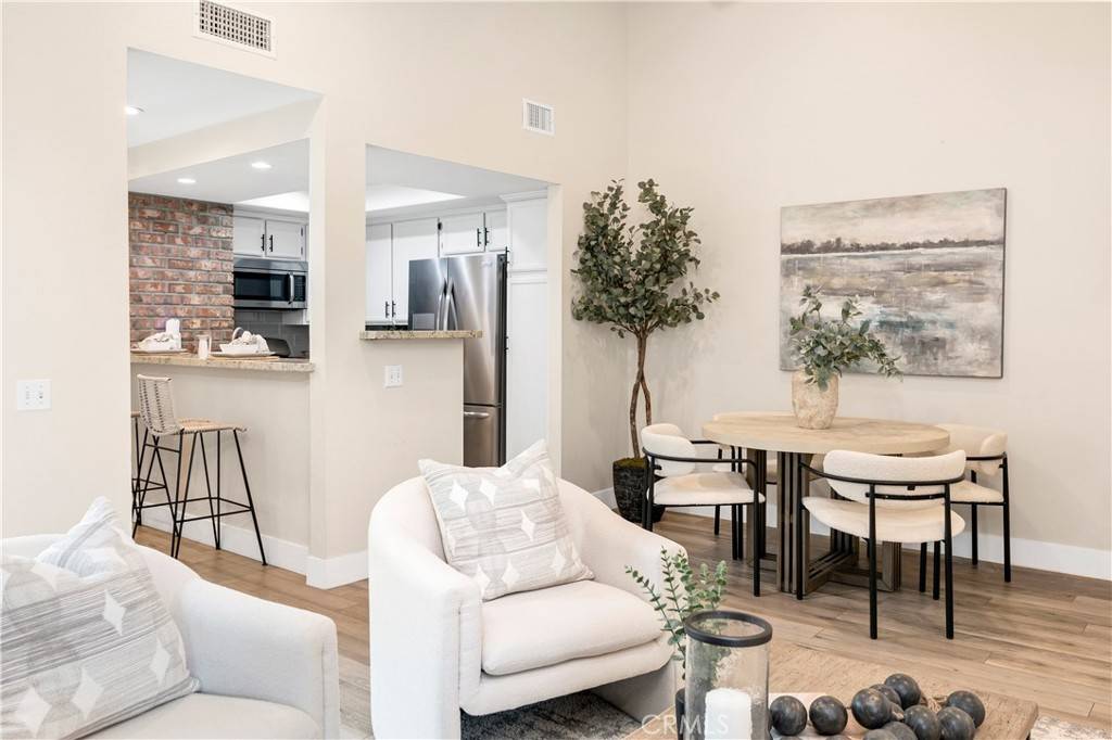 Yorba Linda, CA 92887,5920 Bedford CT #137
