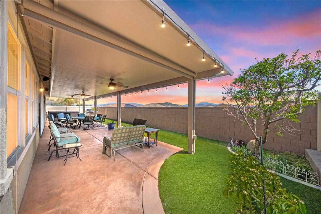 Murrieta, CA 92563,30411 Redding AVE