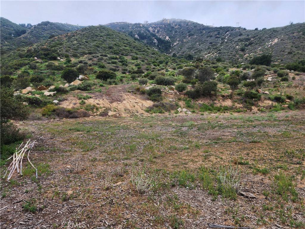 Lake Elsinore, CA 92530,29 Lakeview