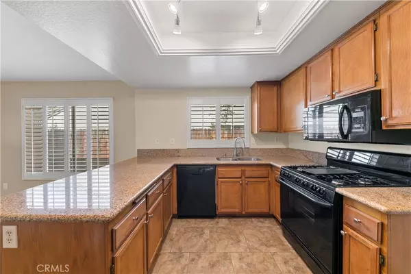 Murrieta, CA 92562,24811 Hollyleaf LN