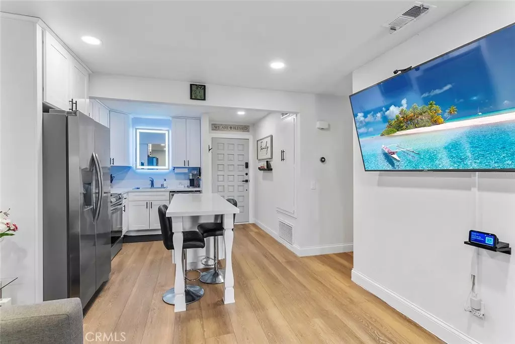 Murrieta, CA 92563,28691 Via Las Flores #328