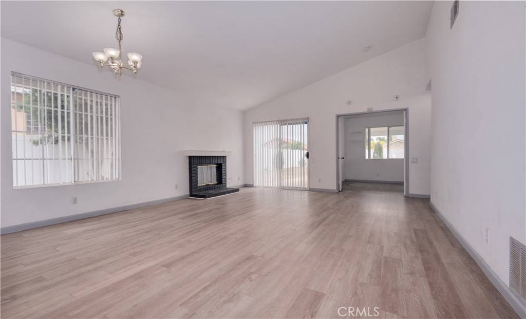 Lake Elsinore, CA 92530,19450 Sweetwood LN
