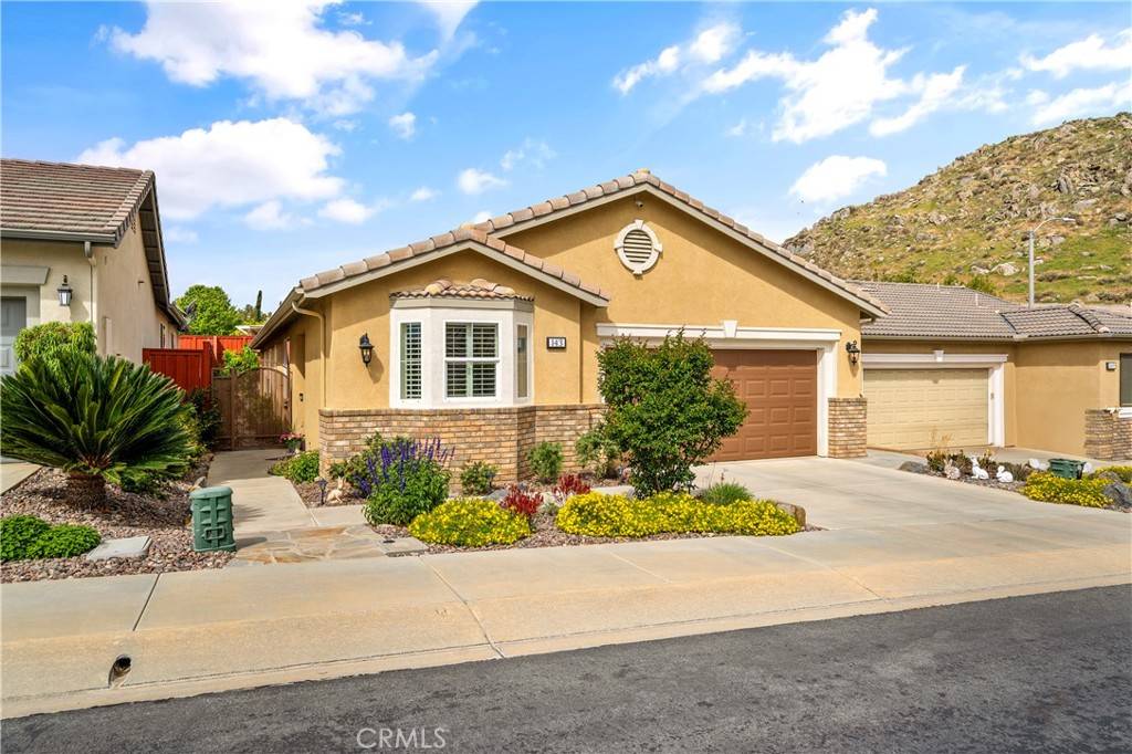 Hemet, CA 92545,143 Lopez WAY