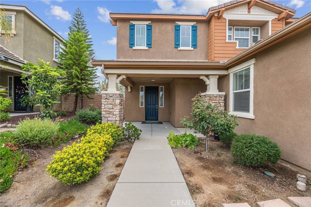 Lake Elsinore, CA 92530,29221 Crescent Ridge DR