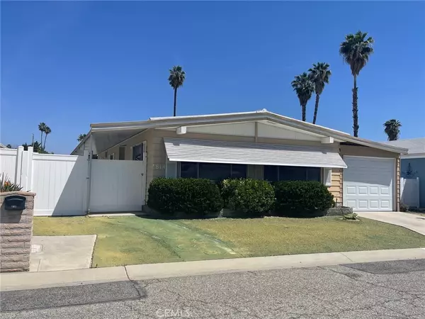 Hemet, CA 92545,814 Santo Tomas DR