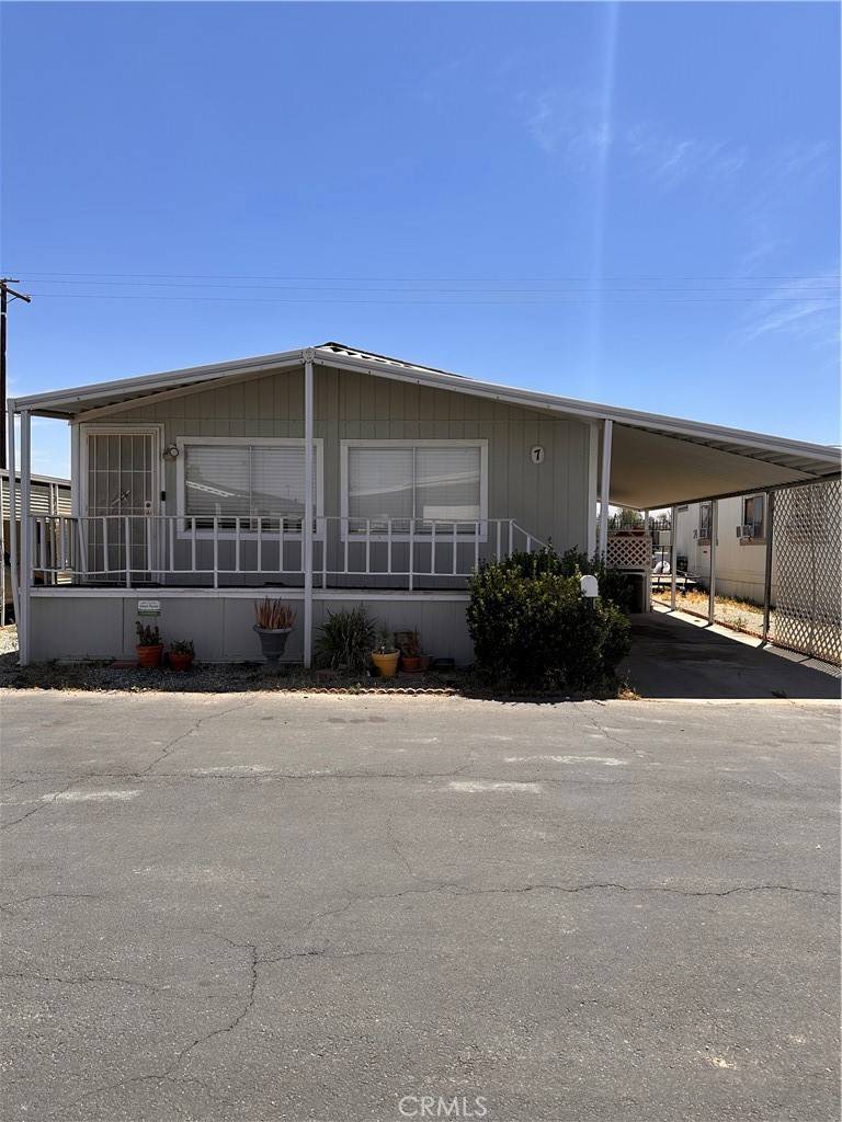 530 W Devonshire AVE #7, Hemet, CA 92543