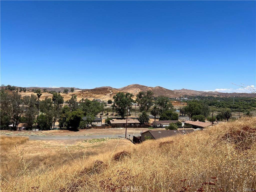 Lake Elsinore, CA 92530,5 Stecher AVE
