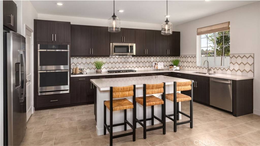 2685 Hannah Creek LN, Rialto, CA 92377