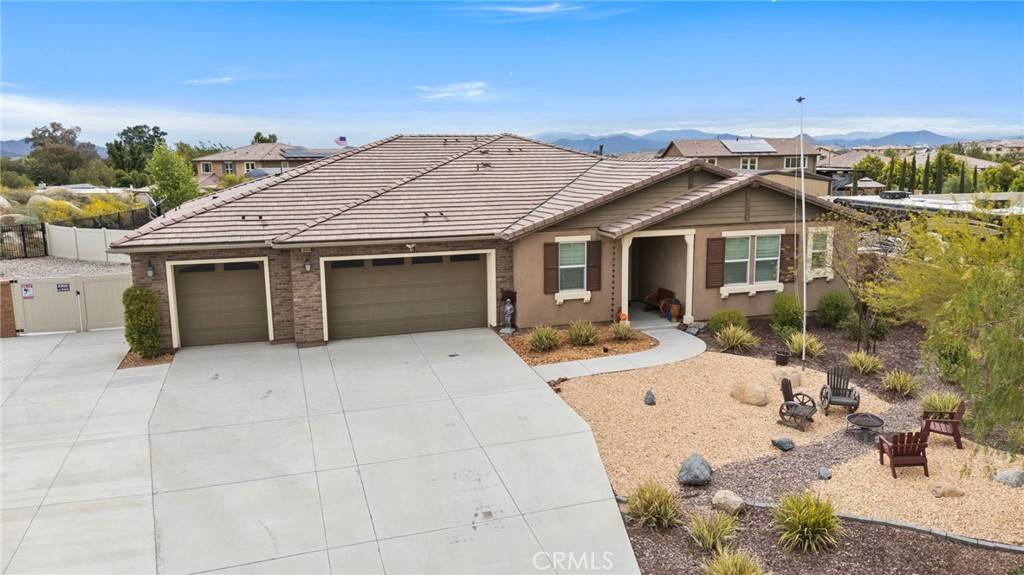 Menifee, CA 92584,30404 Canyon Point CIR