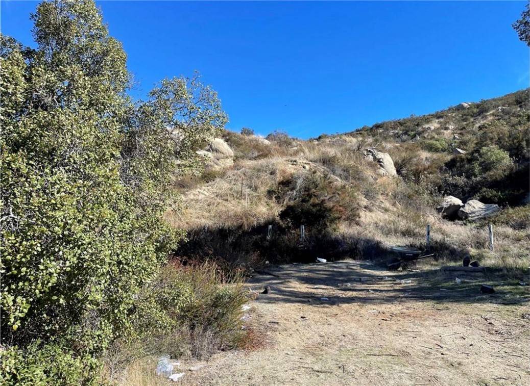 Hemet, CA 92544,7 Martin RD